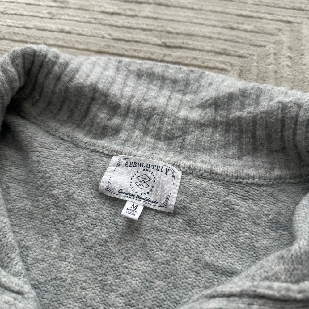 Absolutely Gray Turtleneck Sweater with Ribbed Knit